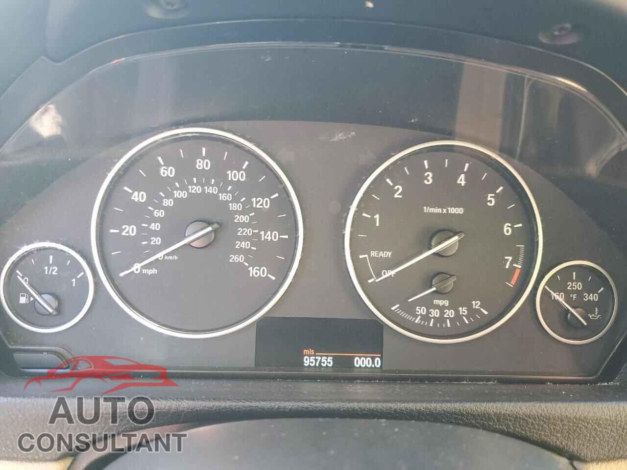 BMW 3 SERIES 2013 - WBA3B5C57DF592928