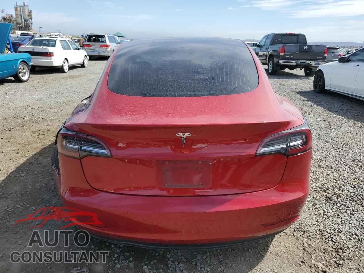 TESLA MODEL 3 2018 - 5YJ3E1EA5JF018082