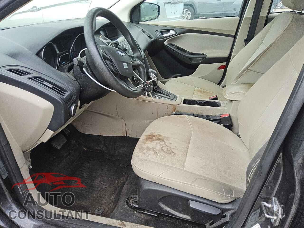 FORD FOCUS 2018 - 1FADP3F28JL252804