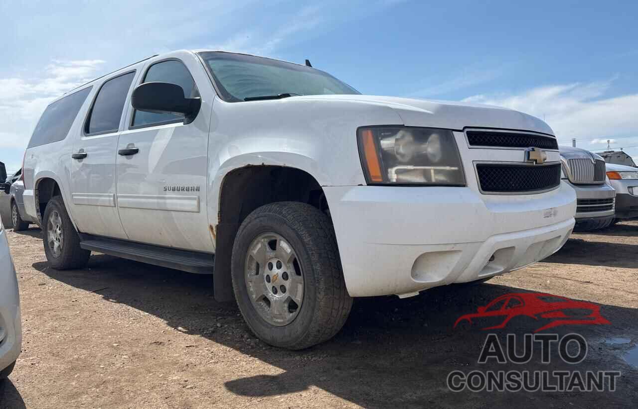 CHEVROLET SUBURBAN 2013 - 1GNSKHE73DR289178