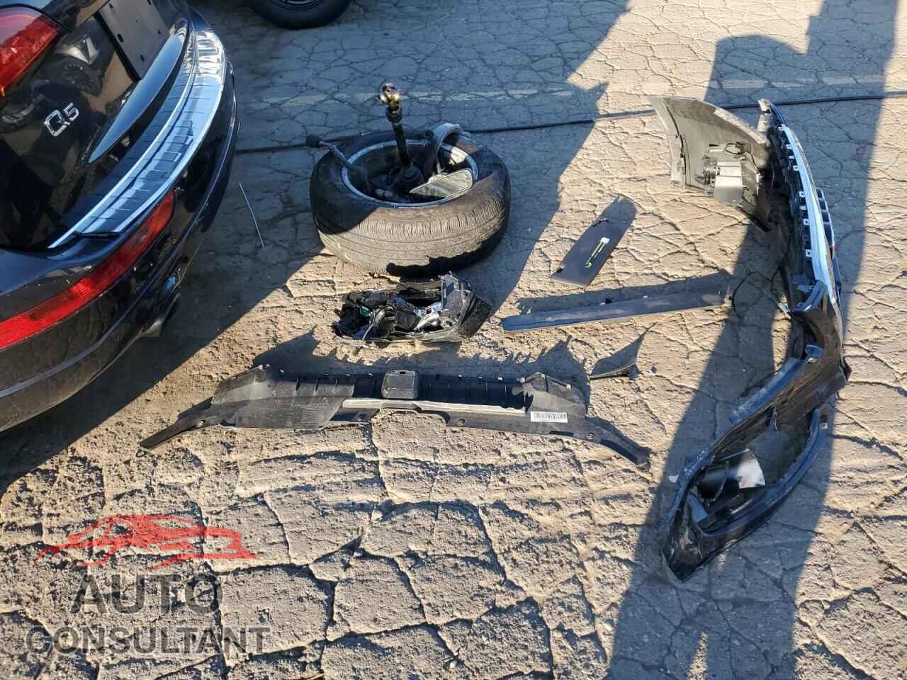 AUDI Q5 2016 - WA1L2AFP4GA040596