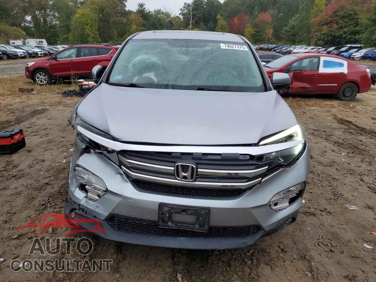HONDA PILOT 2018 - 5FNYF6H50JB049156