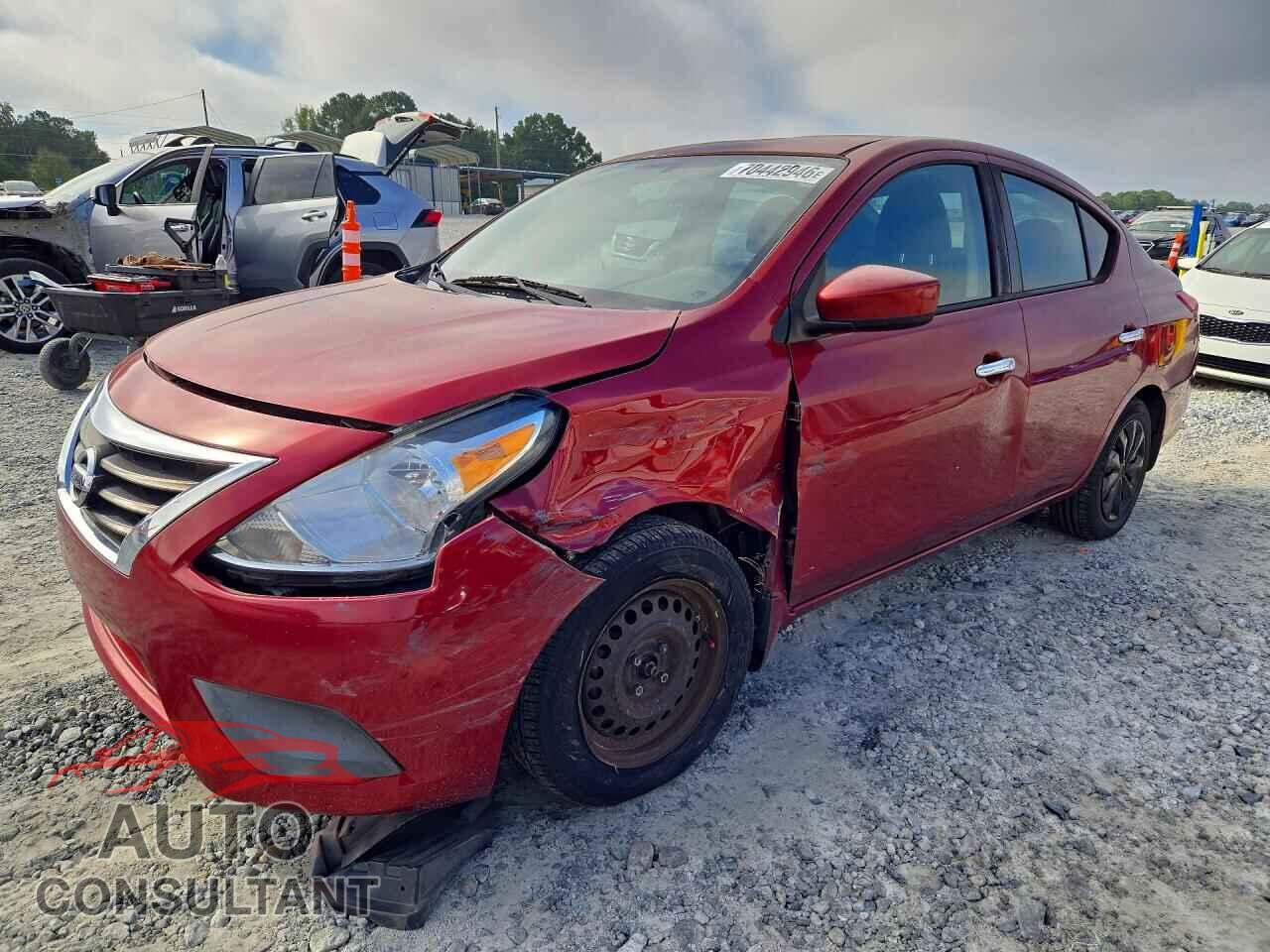 NISSAN VERSA 2017 - 3N1CN7AP1HL830815