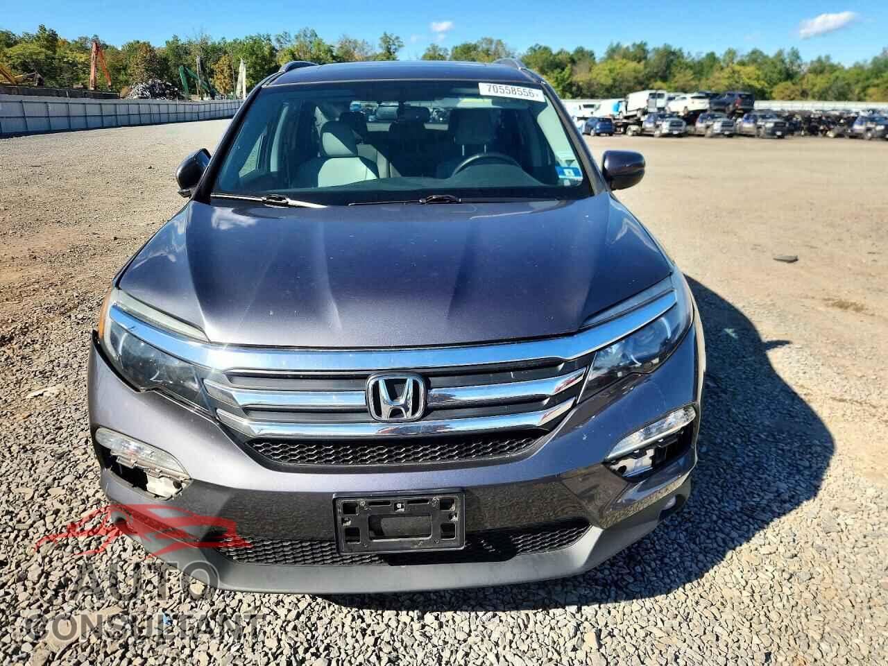 HONDA PILOT 2018 - 5FNYF6H74JB070786