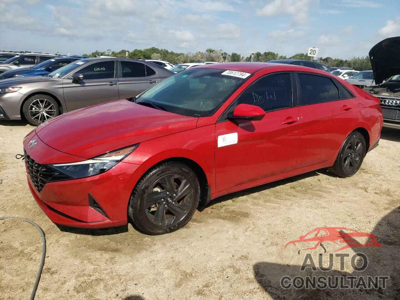 HYUNDAI ELANTRA 2022 - KMHLM4AG8NU334356