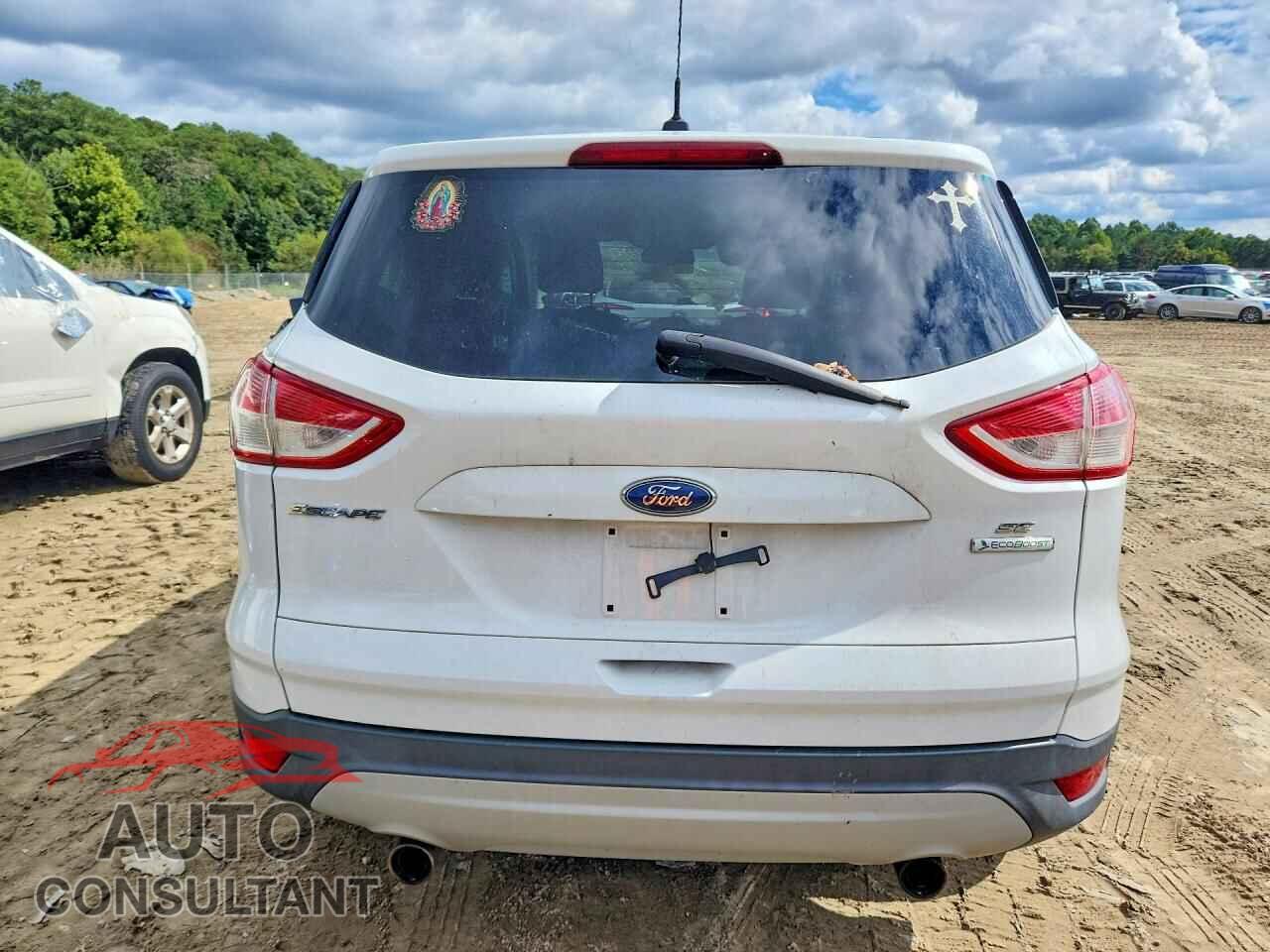 FORD ESCAPE 2013 - 1FMCU0GX1DUC38339
