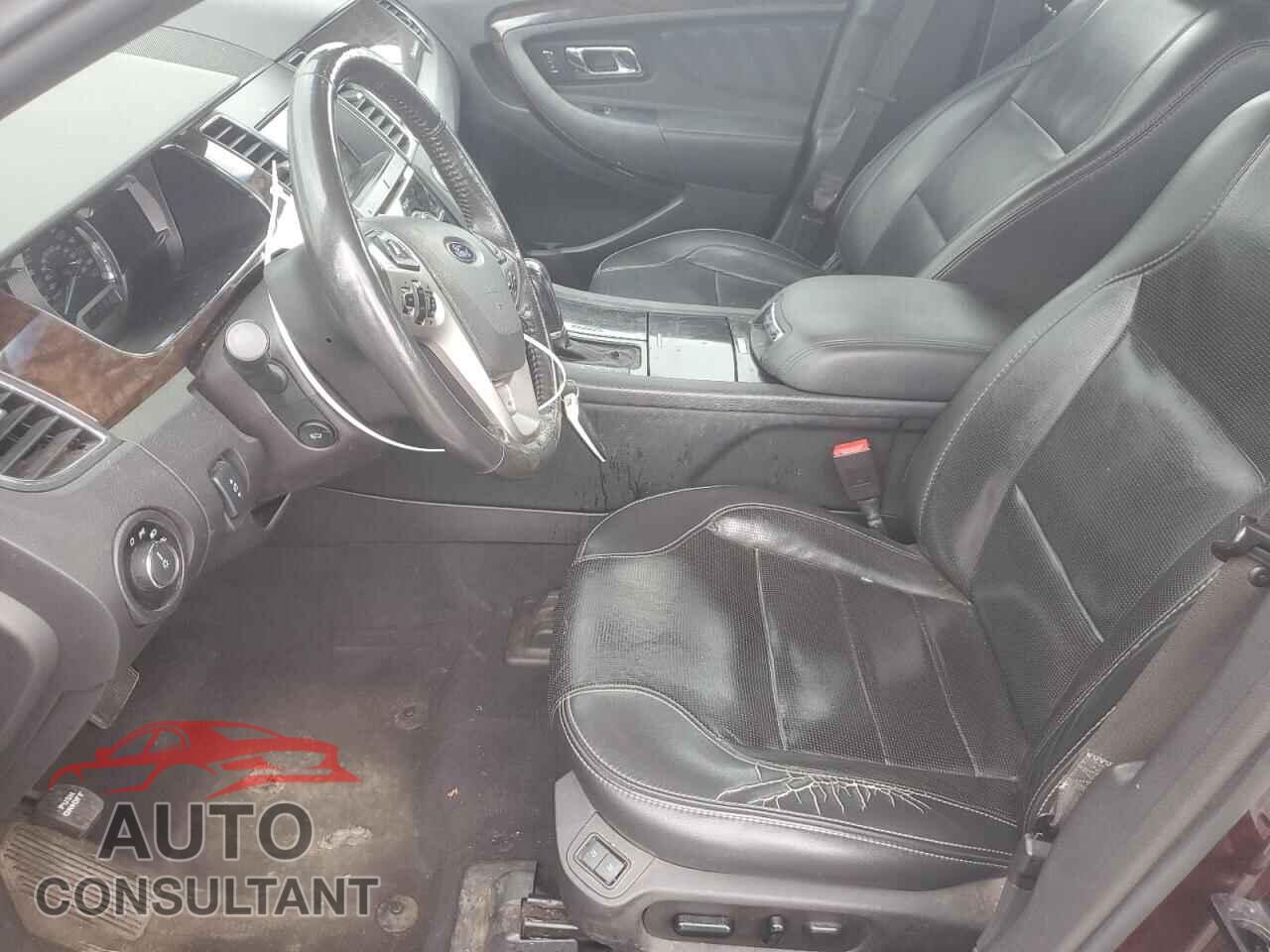 FORD TAURUS 2019 - 1FAHP2F8XKG118564