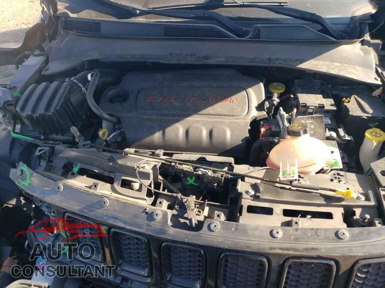 JEEP COMPASS 2018 - 3C4NJDBB0JT453337