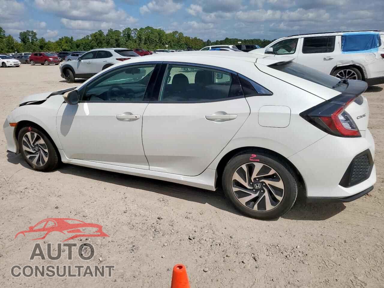 HONDA CIVIC 2018 - SHHFK7H23JU208667