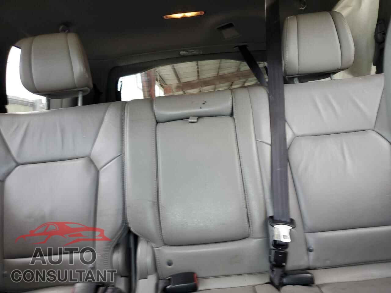 HONDA PILOT 2013 - 5FNYF3H63DB021489