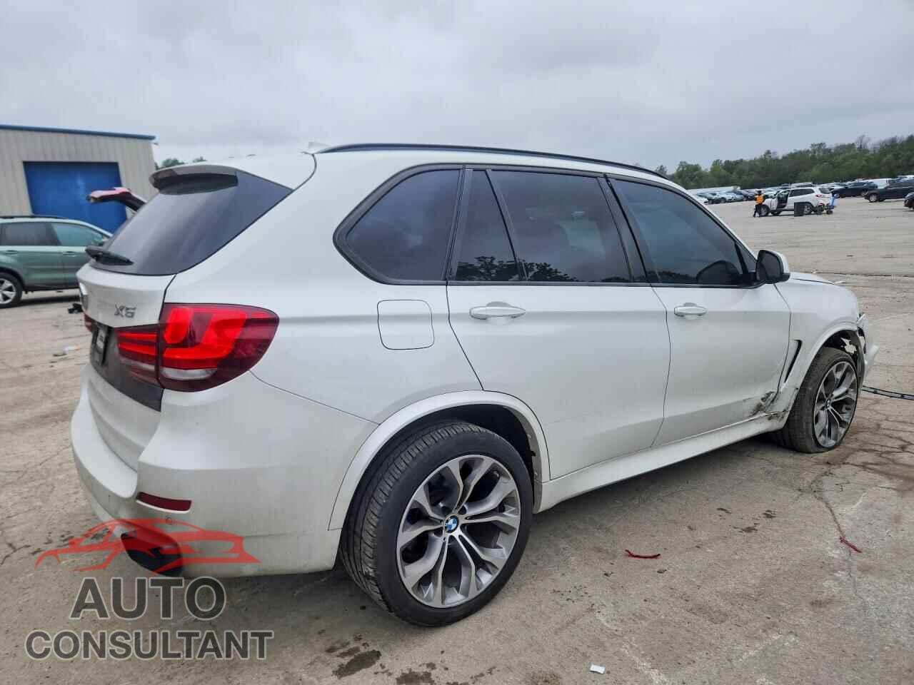 BMW X5 2014 - 5UXKS4C58E0J96583