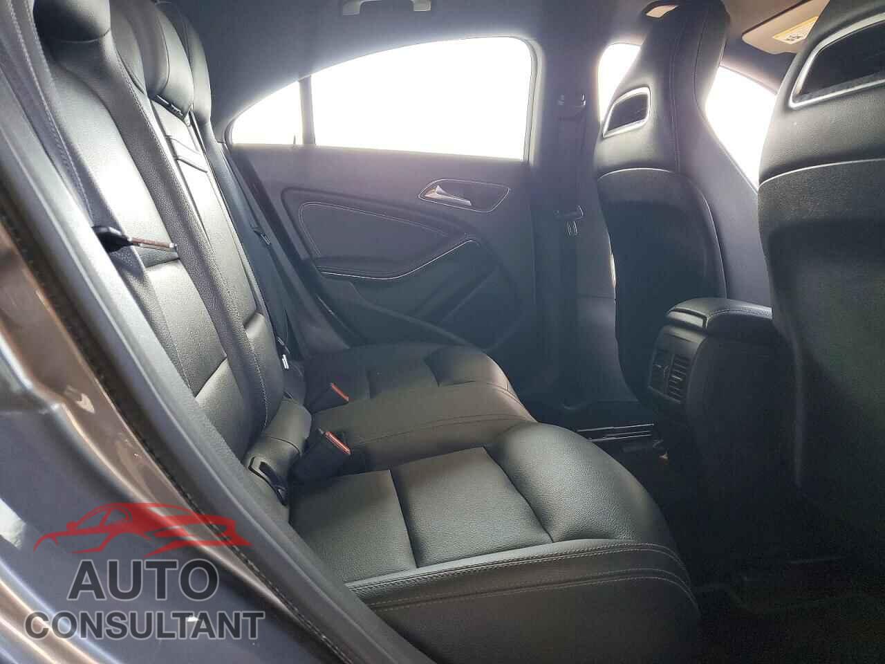 MERCEDES-BENZ CLA-CLASS 2019 - WDDSJ4EB7KN769680
