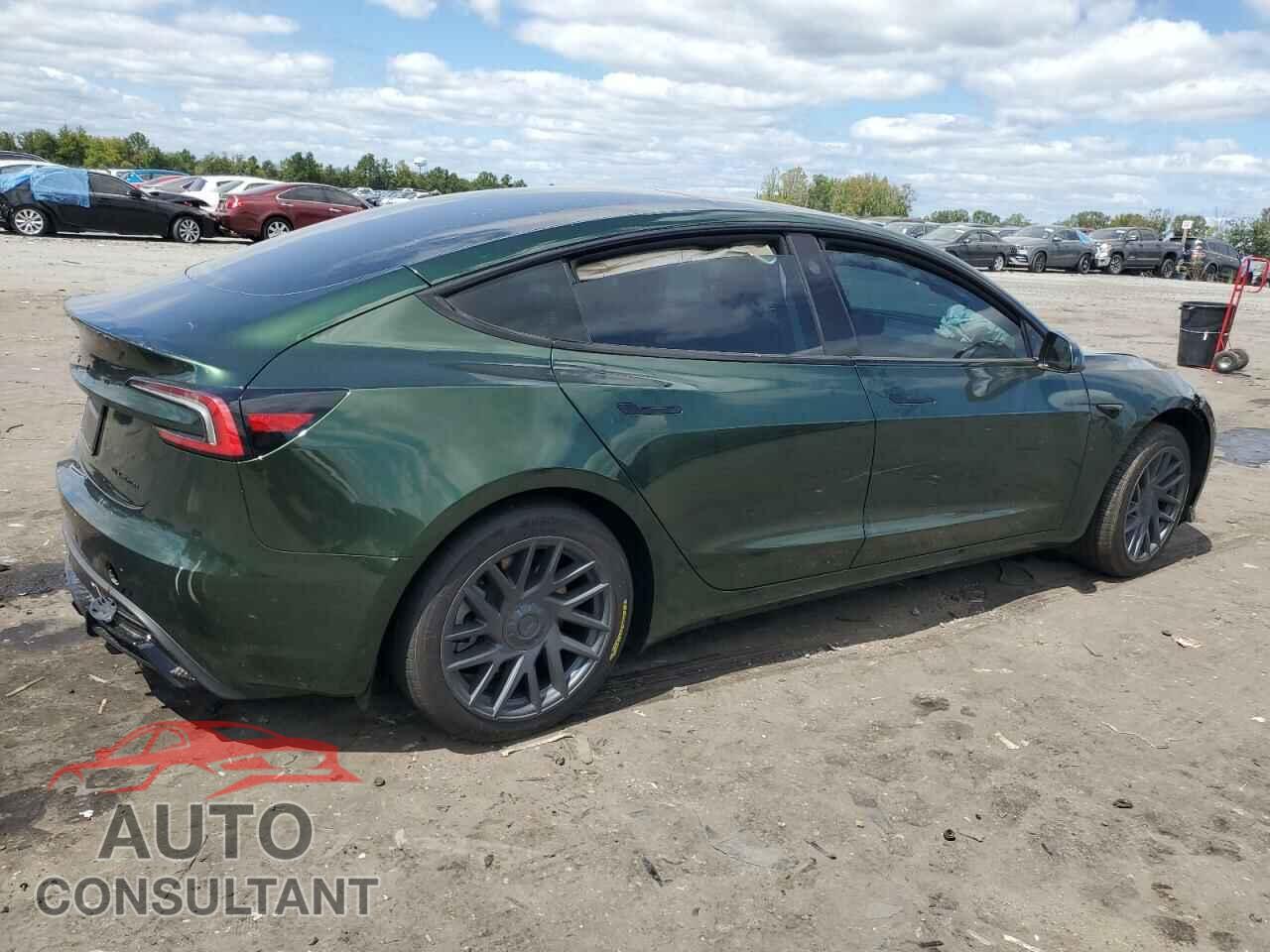 TESLA MODEL 3 2024 - 5YJ3E1EB5RF737790