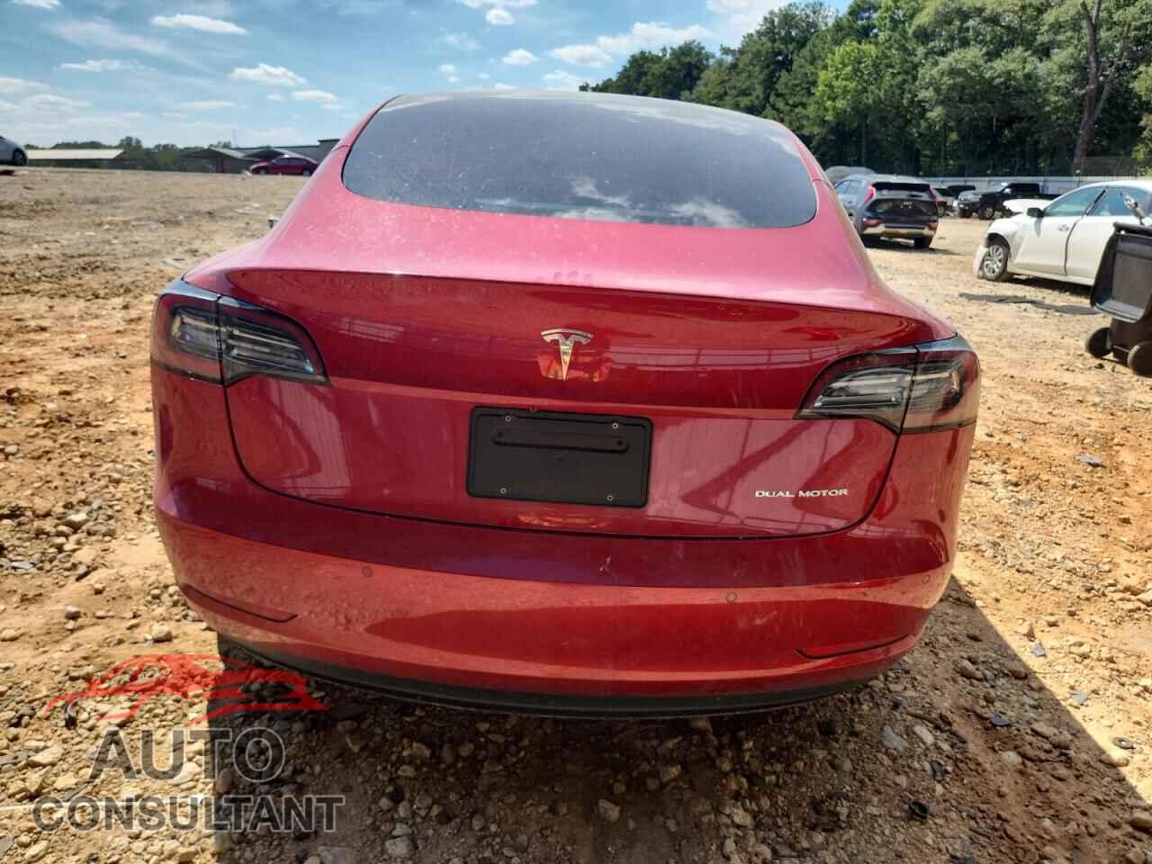 TESLA MODEL 3 2021 - 5YJ3E1EB8MF965582