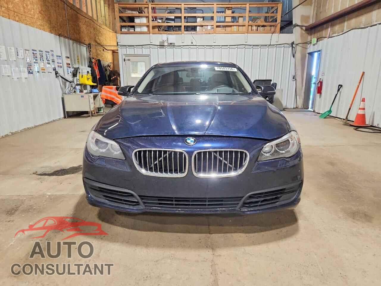 BMW 5 SERIES 2014 - WBA5B3C50ED539322