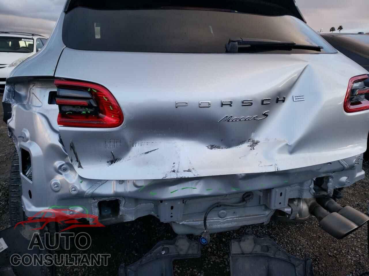 PORSCHE MACAN 2018 - WP1AB2A56JLB38290