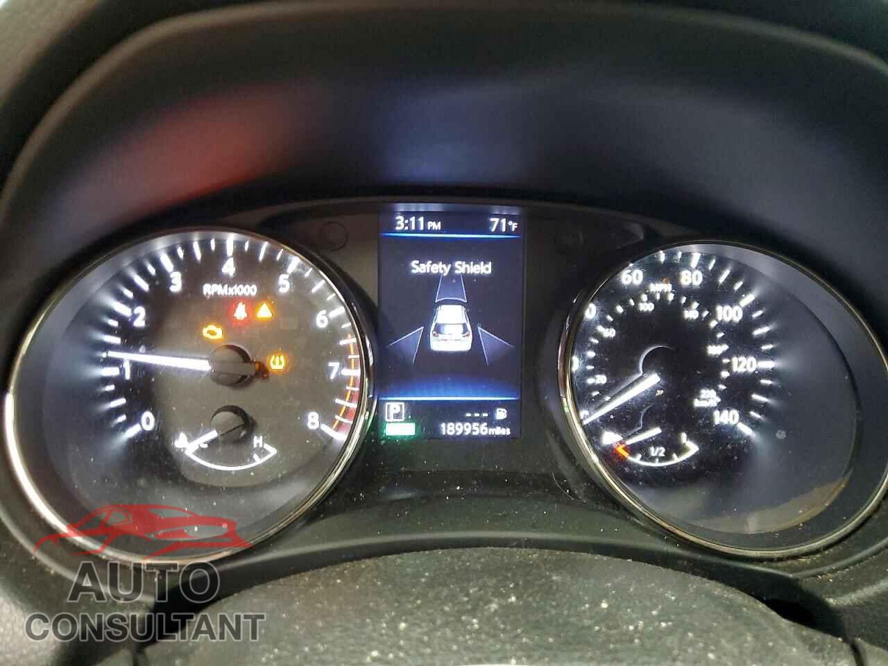 NISSAN ROGUE 2018 - KNMAT2MV2JP557689