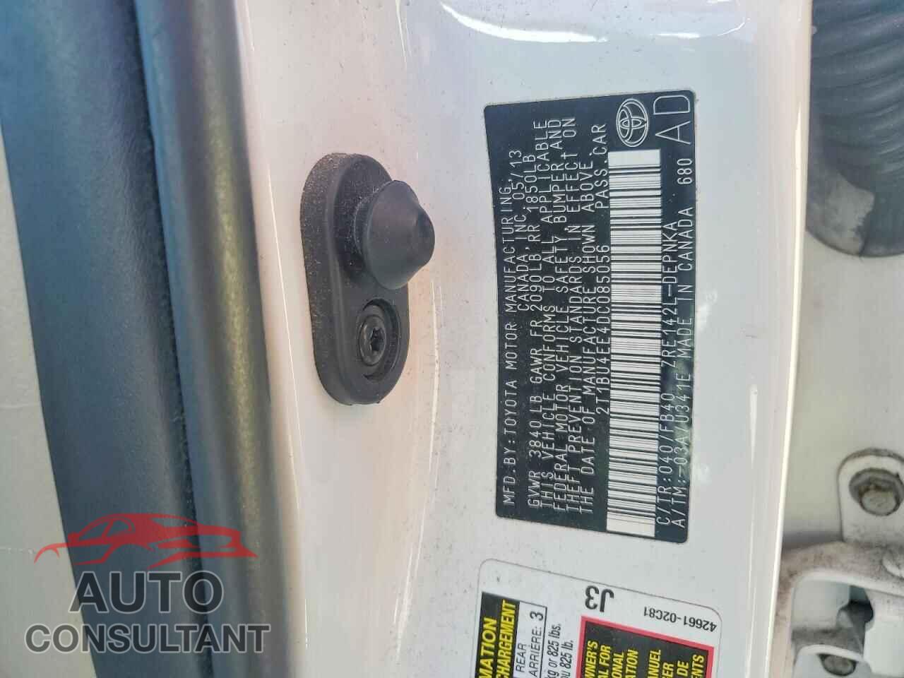 TOYOTA COROLLA 2013 - 2T1BU4EE4DC085056