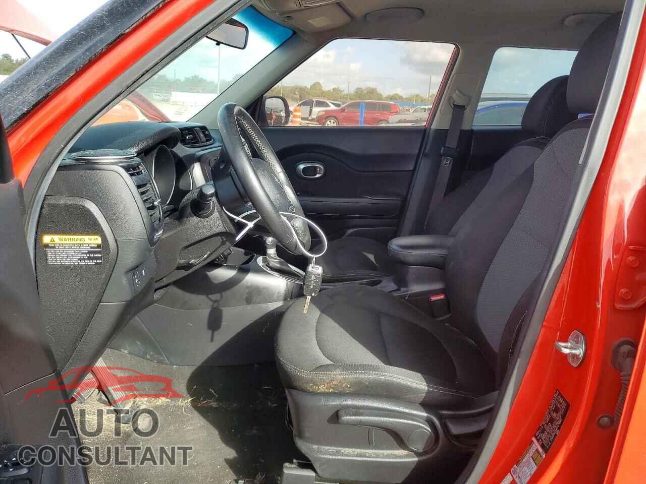 KIA SOUL 2017 - KNDJP3A5XH7477565