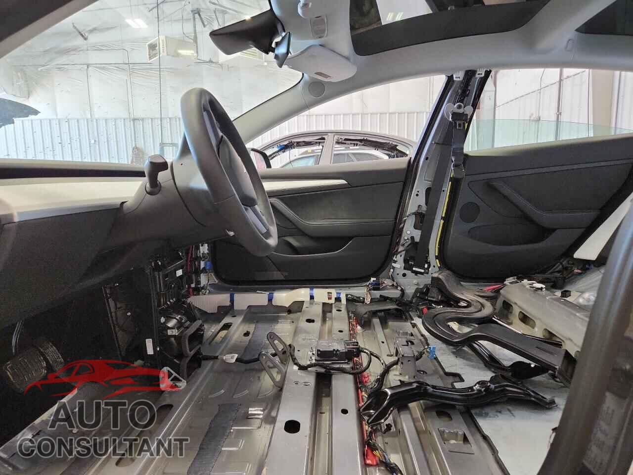 TESLA MODEL 3 2023 - 5YJ3E1EAXPF668986