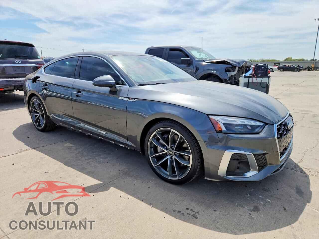 AUDI A5 2024 - WAUFACF56RA003520