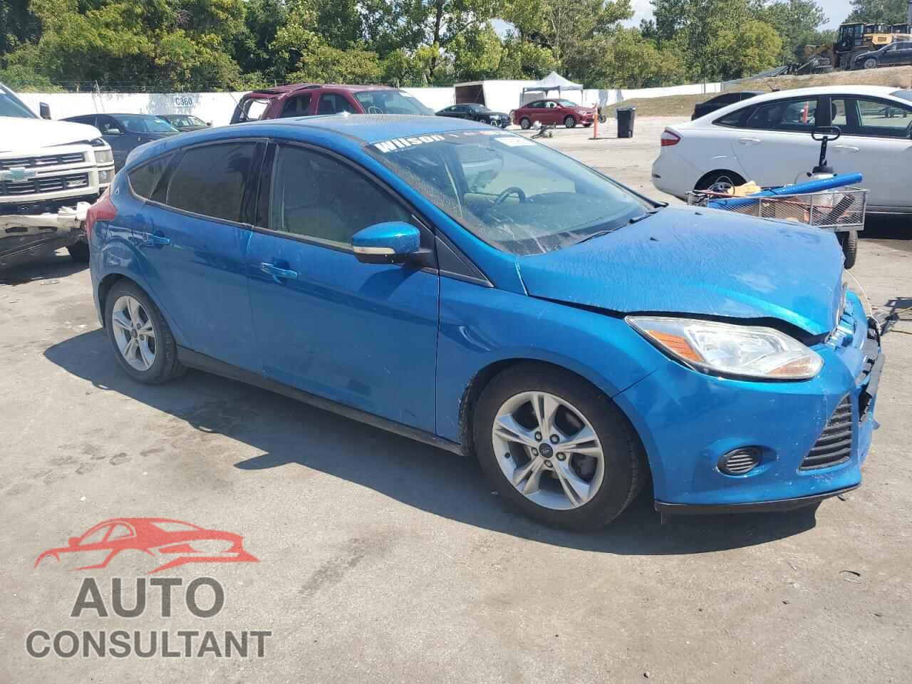 FORD FOCUS 2014 - 1FADP3K23EL238076