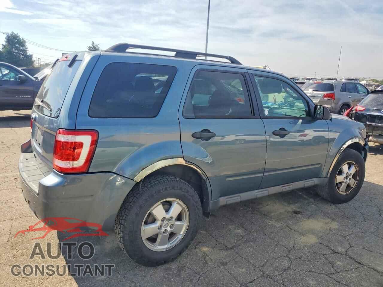 FORD ESCAPE 2011 - 1FMCU0D75BKA80231