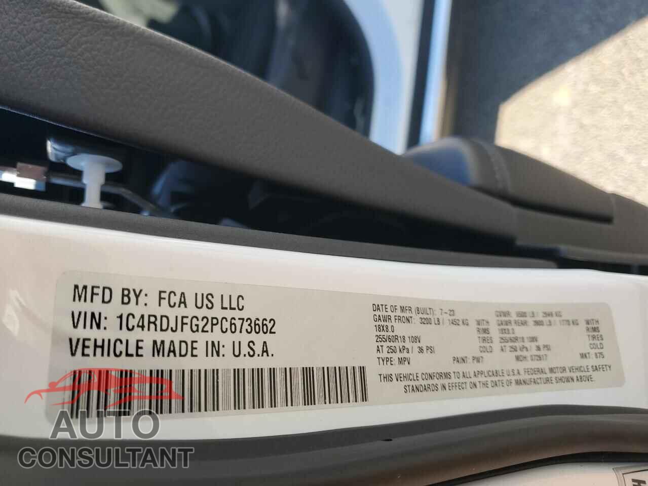 DODGE DURANGO 2023 - 1C4RDJFG2PC673662