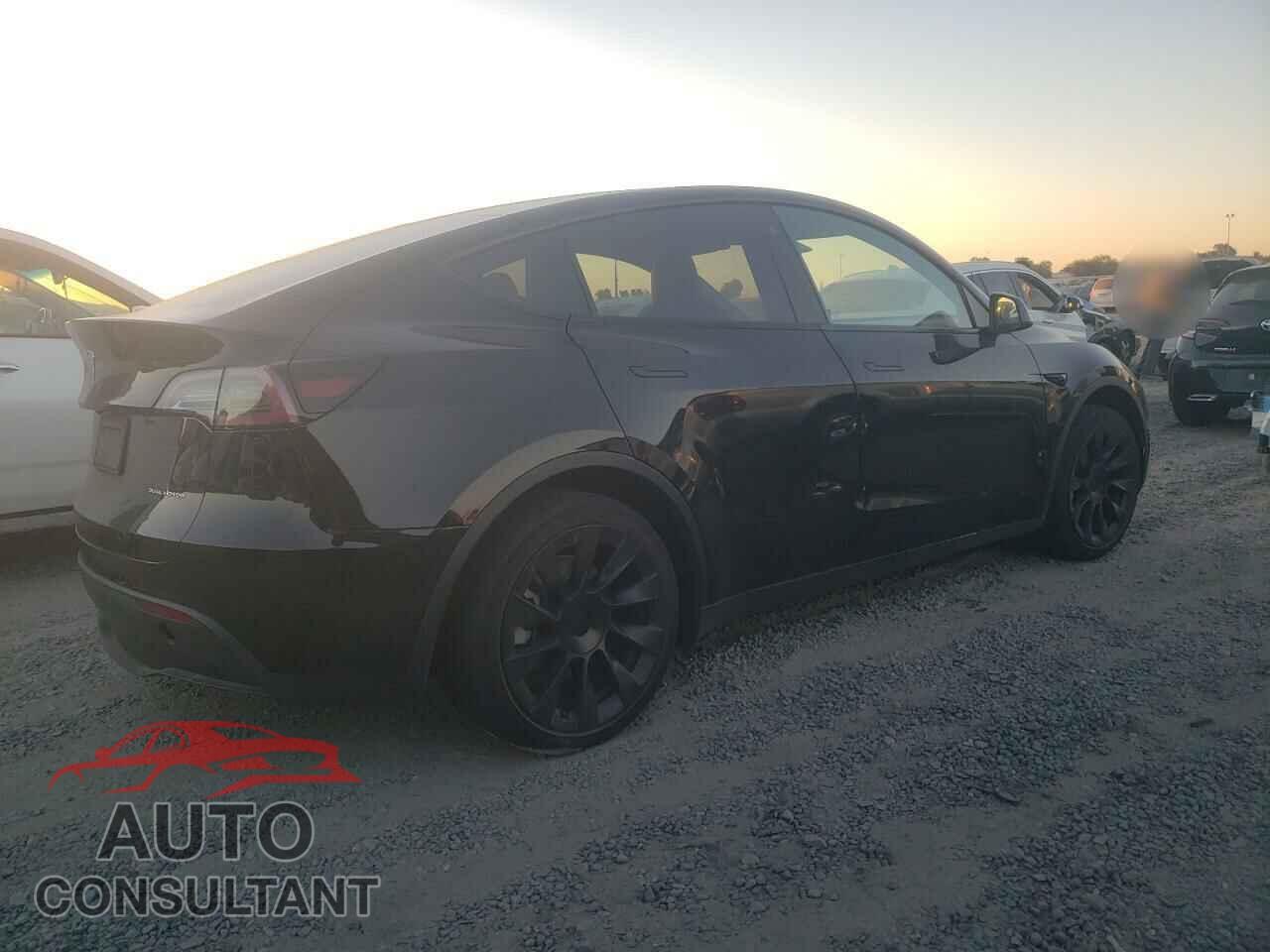 TESLA MODEL Y 2022 - 7SAYGDEE0NF504893
