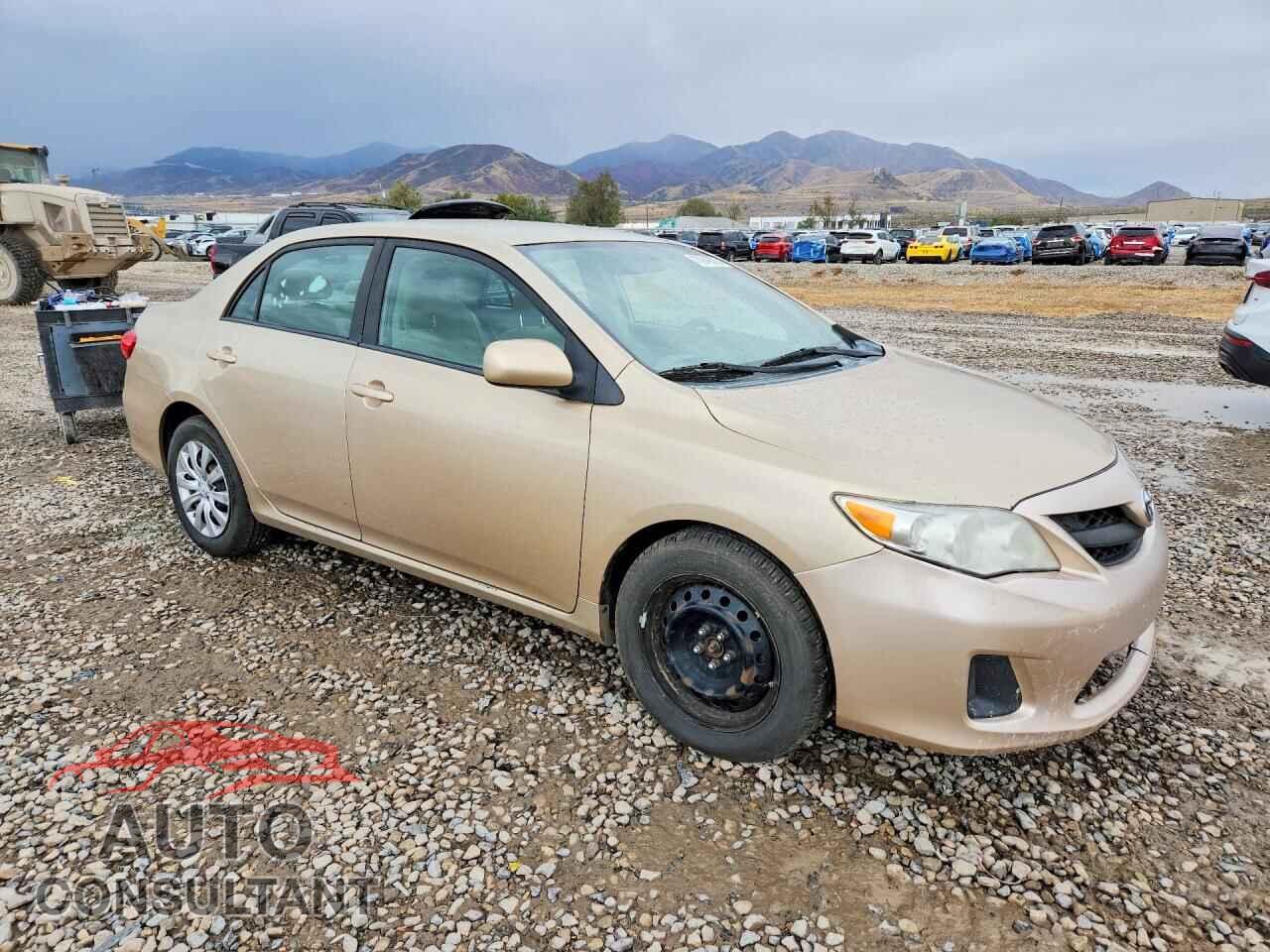 TOYOTA COROLLA 2012 - 2T1BU4EE0CC818105