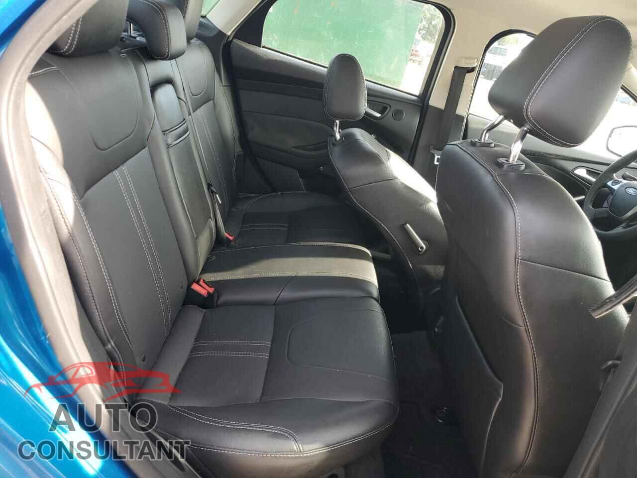 FORD FOCUS 2012 - 1FAHP3H20CL236386