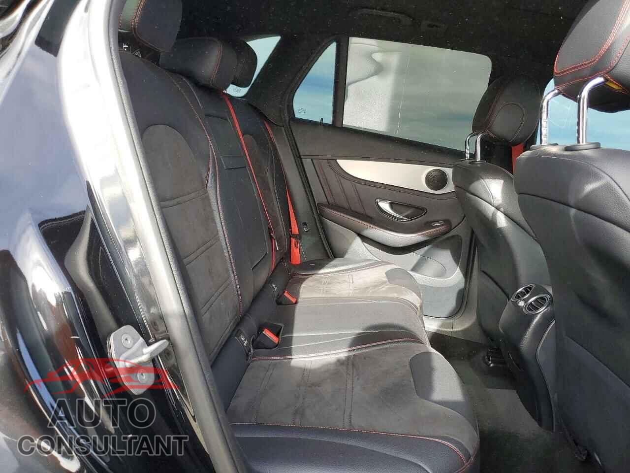MERCEDES-BENZ GLC-CLASS 2018 - WDC0G6EB3JF437122