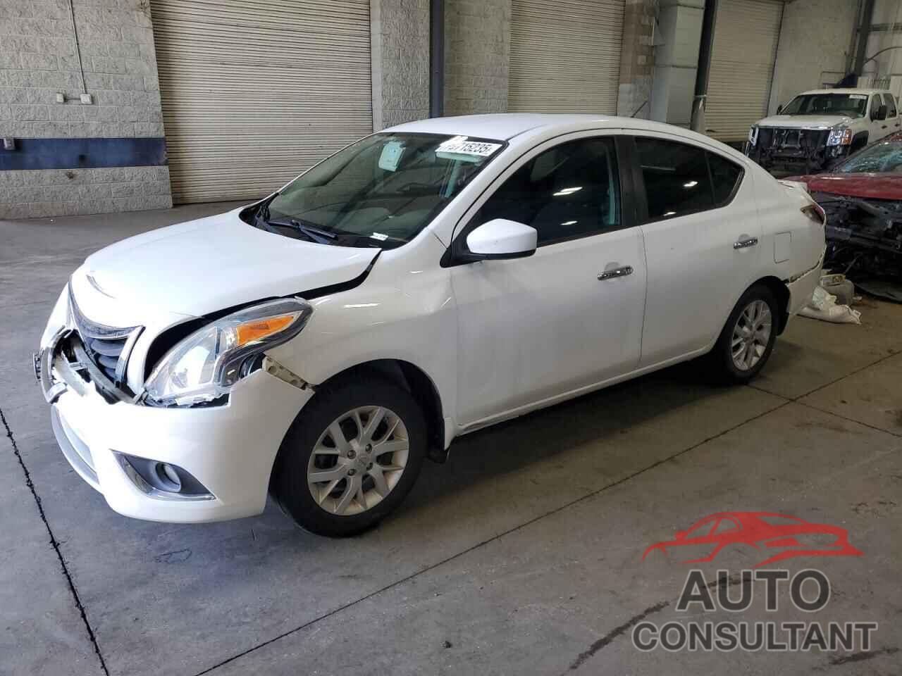 NISSAN VERSA 2015 - 3N1CN7AP2FL949373