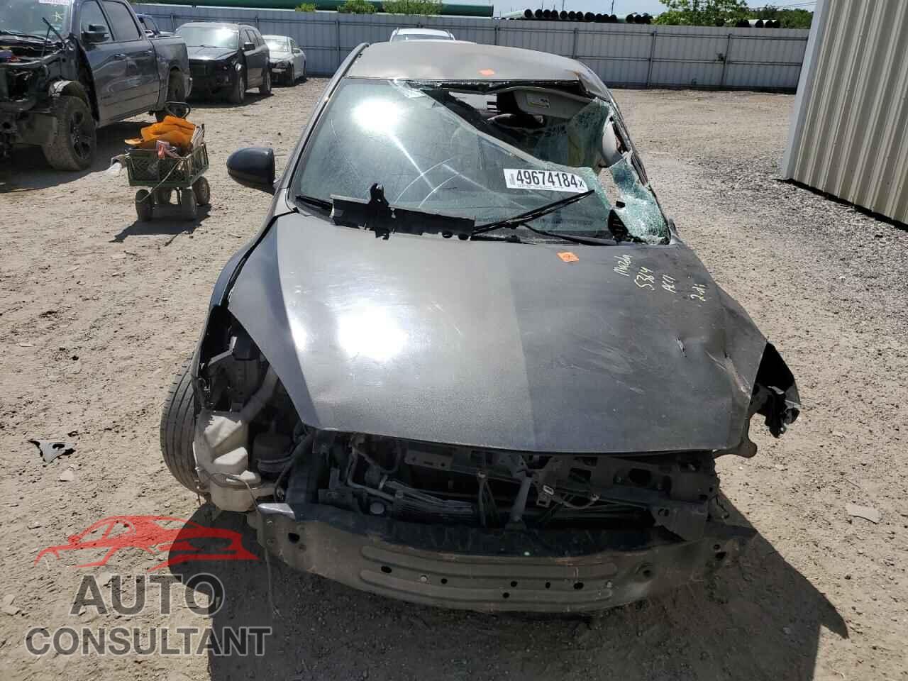 MAZDA 3 2011 - JM1BL1VF3B1445364