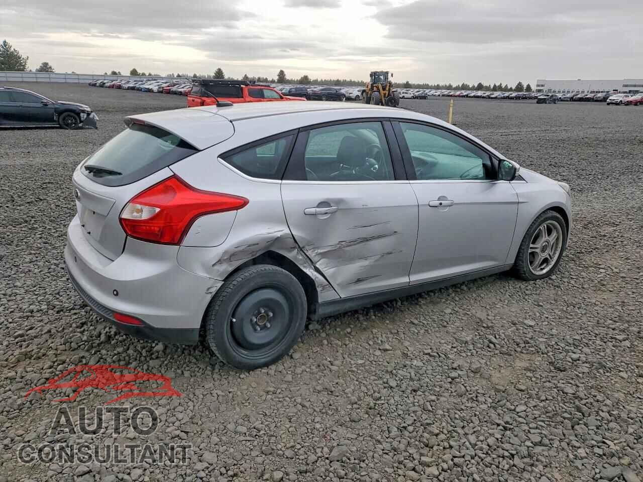 FORD FOCUS 2012 - 1FAHP3N27CL274296