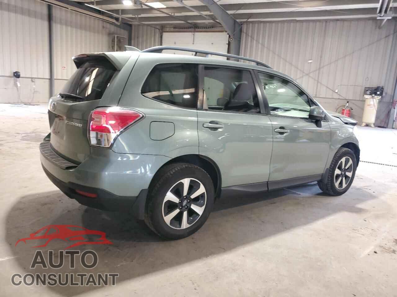 SUBARU FORESTER 2018 - JF2SJAEC8JH569021