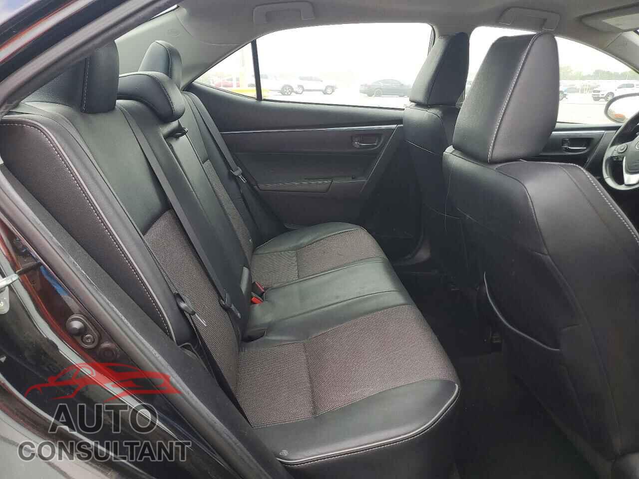 TOYOTA COROLLA 2015 - 5YFBURHE9FP242155