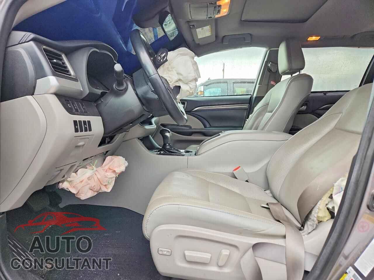 TOYOTA HIGHLANDER 2017 - 5TDDZRFH0HS483359
