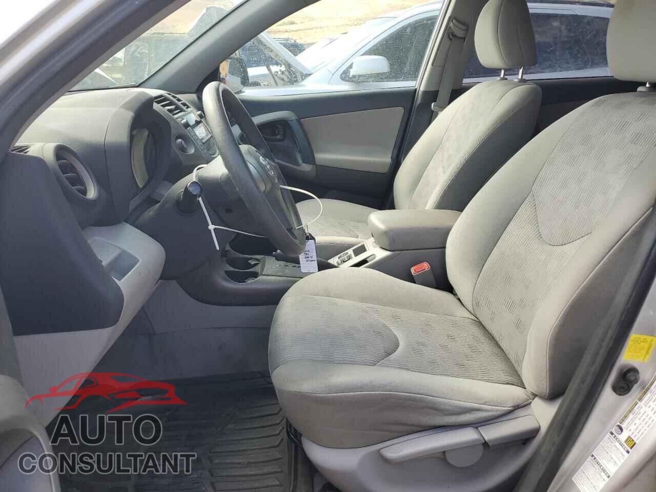 TOYOTA RAV4 2011 - 2T3BF4DV8BW162834