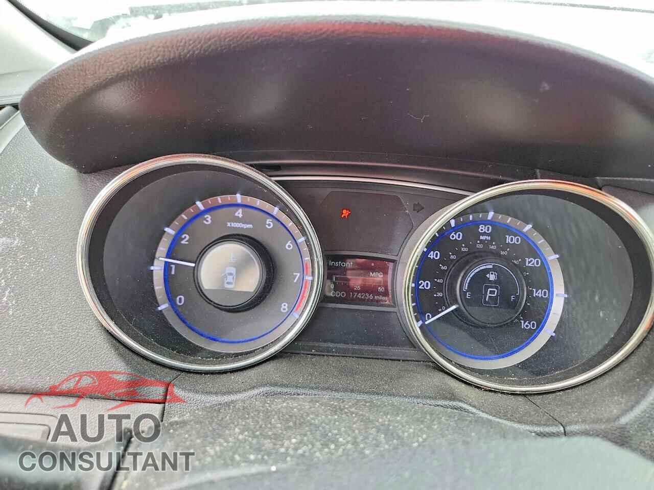 HYUNDAI SONATA 2011 - 5NPEC4AC5BH075540
