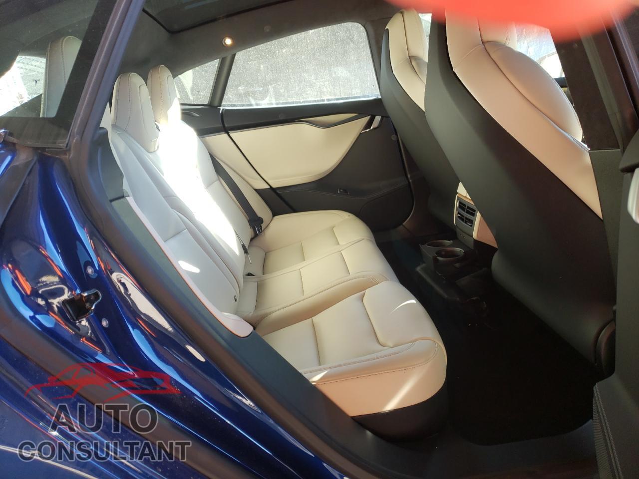 TESLA MODEL S 2020 - 5YJSA1E24LF359198