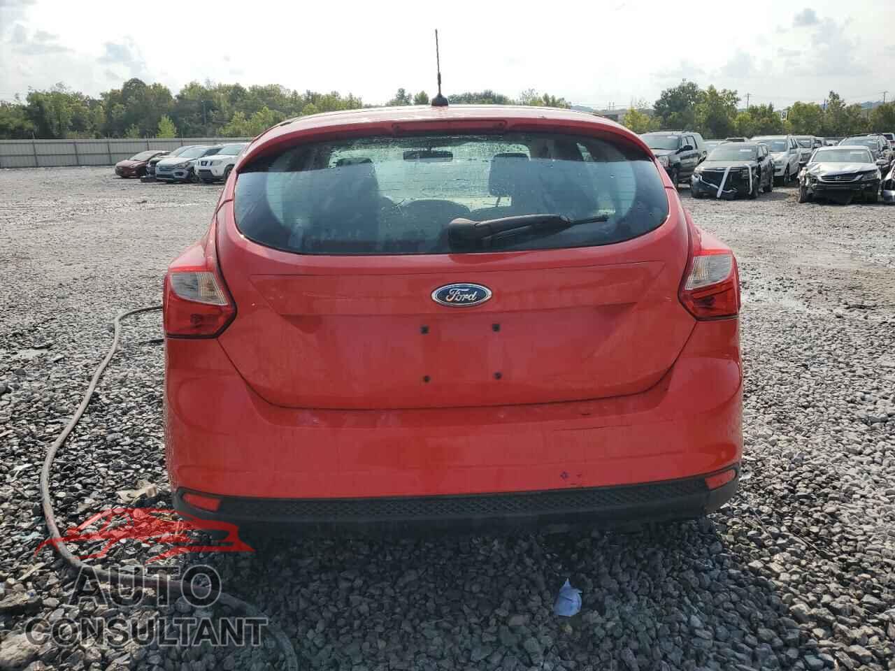 FORD FOCUS 2012 - 1FAHP3K2XCL146199