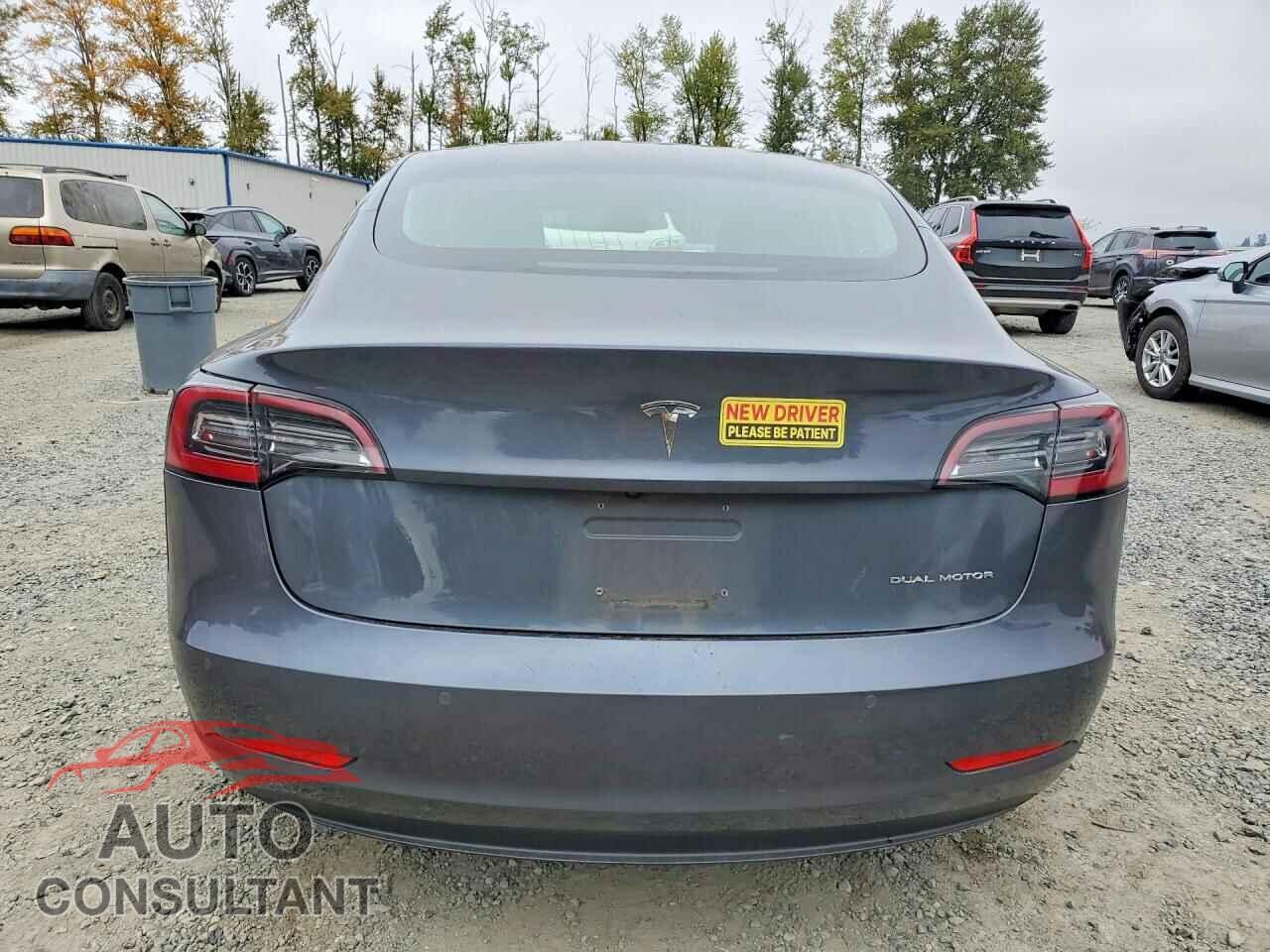 TESLA MODEL 3 2018 - 5YJ3E1EB9JF185361