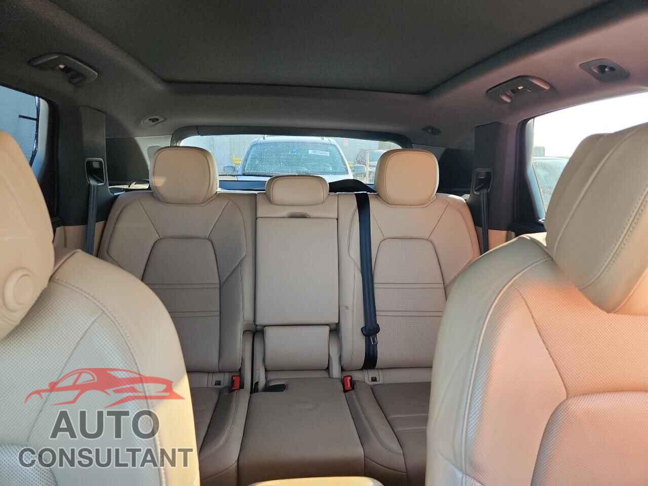 PORSCHE CAYENNE 2019 - WP1AA2AY7KDA18779