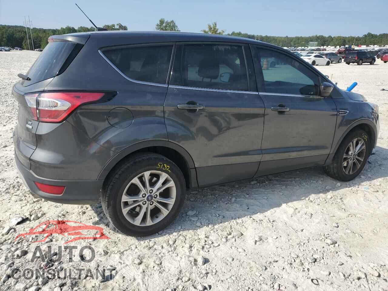 FORD ESCAPE 2017 - 1FMCU0GD1HUE63744