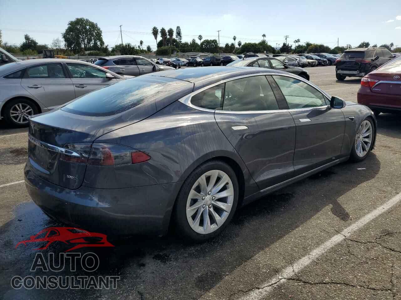 TESLA MODEL S 2017 - 5YJSA1E20HF206180