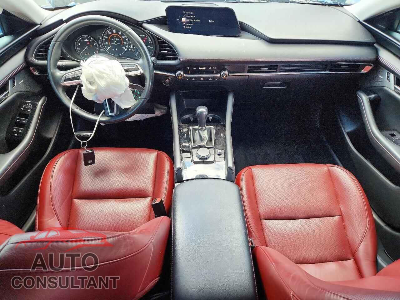 MAZDA 3 2023 - 3MZBPACM0PM381068