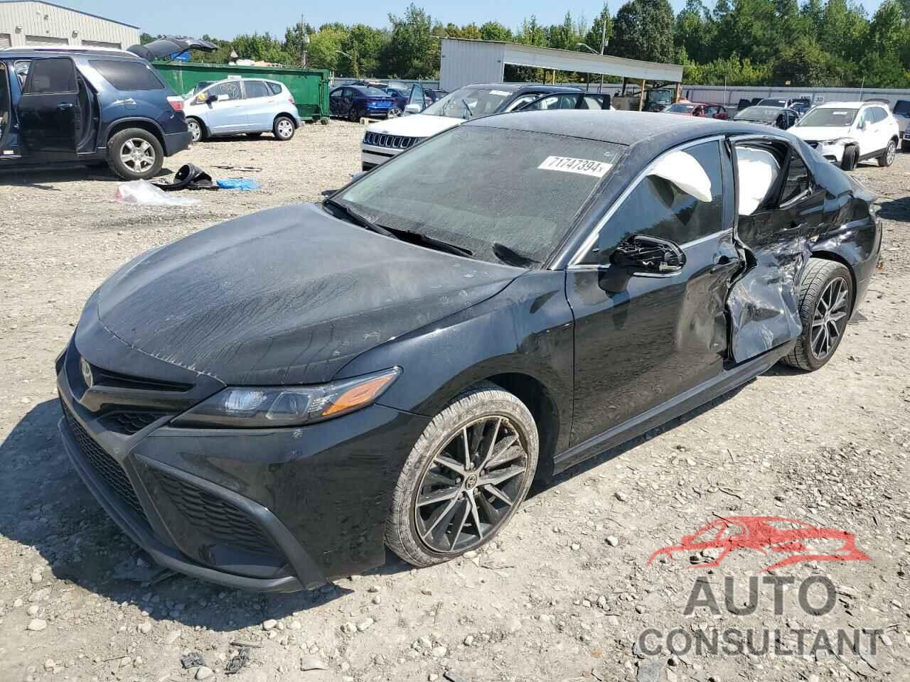 TOYOTA CAMRY 2022 - 4T1G11AKXNU692099