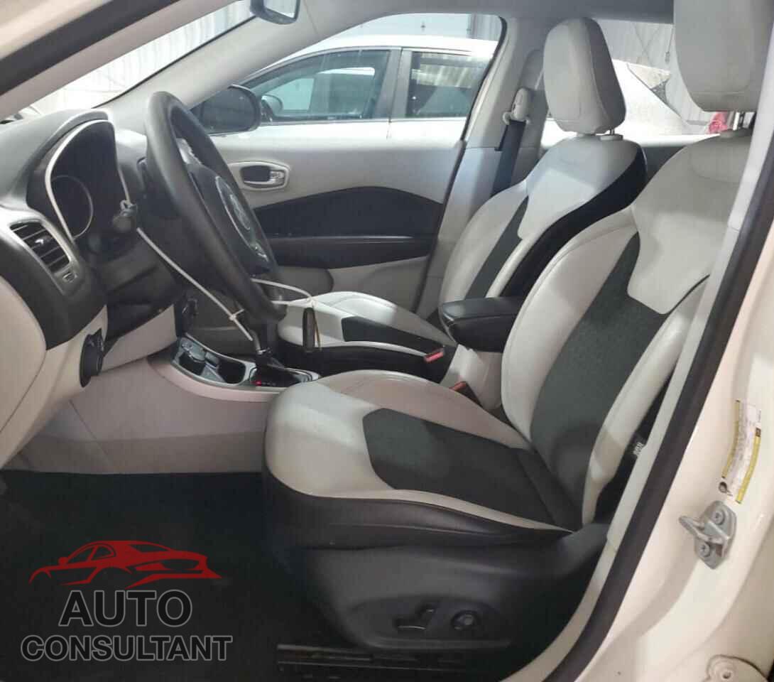 JEEP COMPASS 2019 - 3C4NJDBB3KT653419