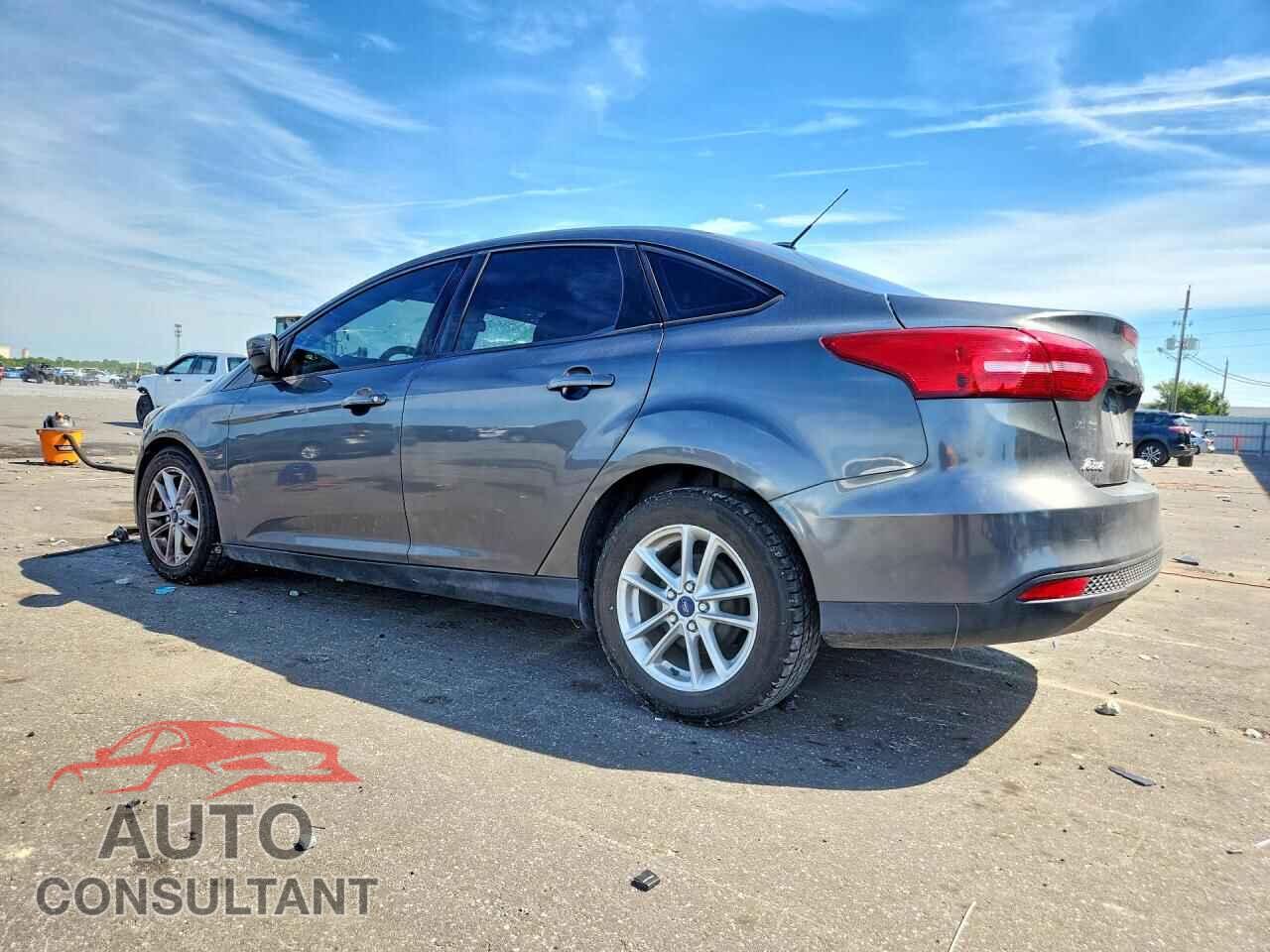 FORD FOCUS 2017 - 1FADP3F24HL252051